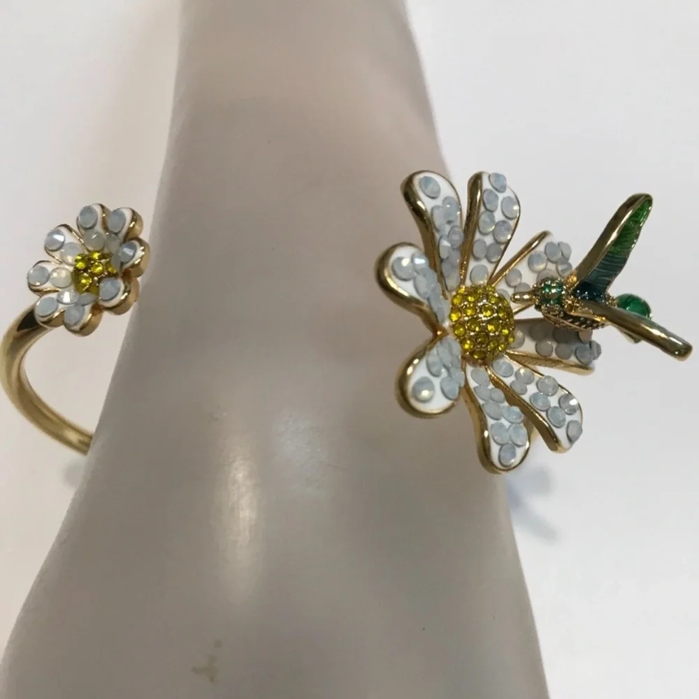 kate spade Gold and White Daisy Hummingbird Cuff Bracelet - Picture 3 of 12